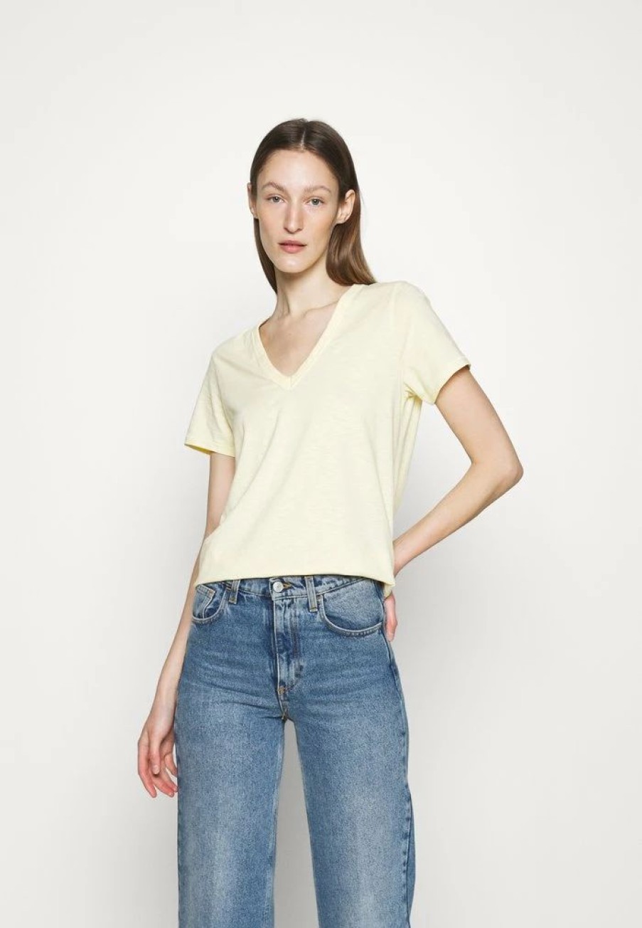 Clothing * | Rag & Bone The Slub Vee Basic T-Shirt Yellow Sunrise