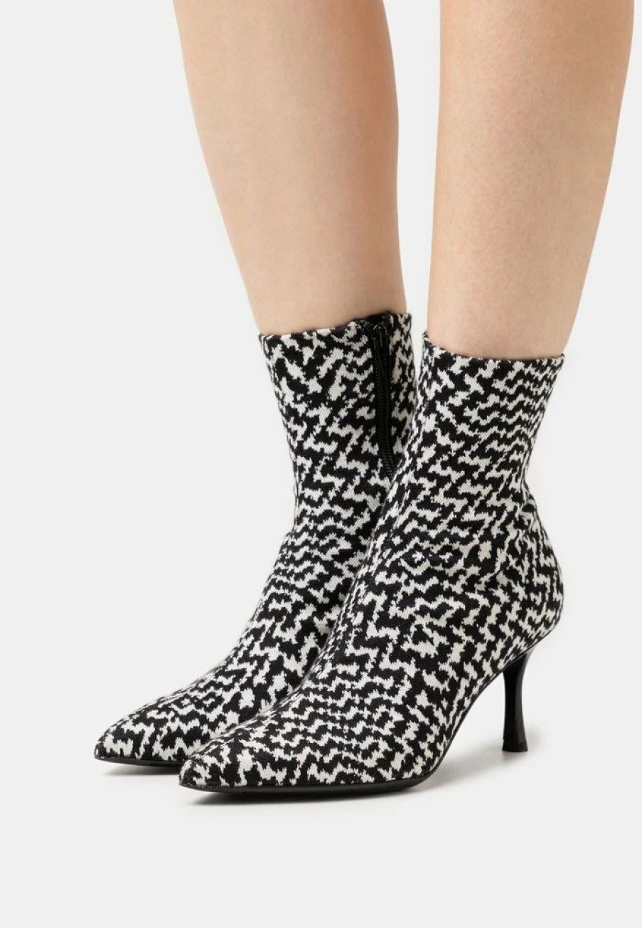 Shoe * | Rag & Bone Brea Boot Classic Ankle Boots Black/White