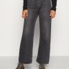 Clothing * | Rag & Bone Broken In Logan Straight Leg Jeans Onyx