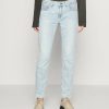 Clothing * | Rag & Bone Dre Low Rise Slim Fit Jeans Jade